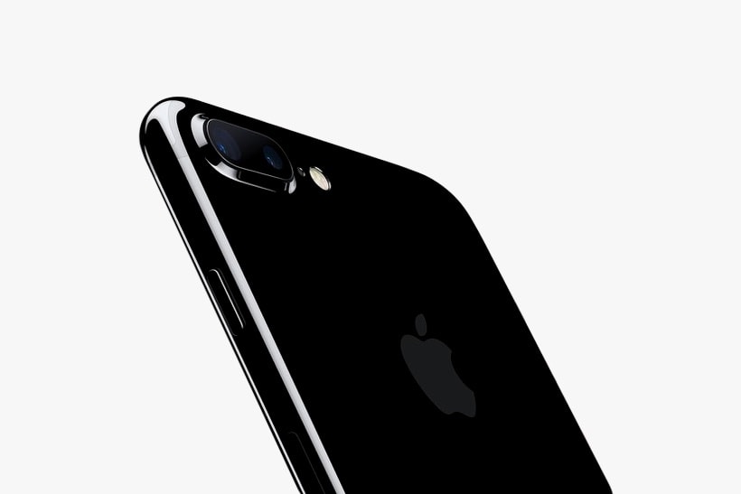 iPhone 8 Rumour No Home Button Wider Frame Smartphones Tim Cook