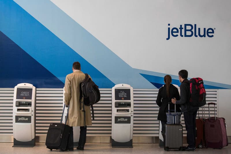 JetBlue Self-Boarding Technology Selfie Airline Travel