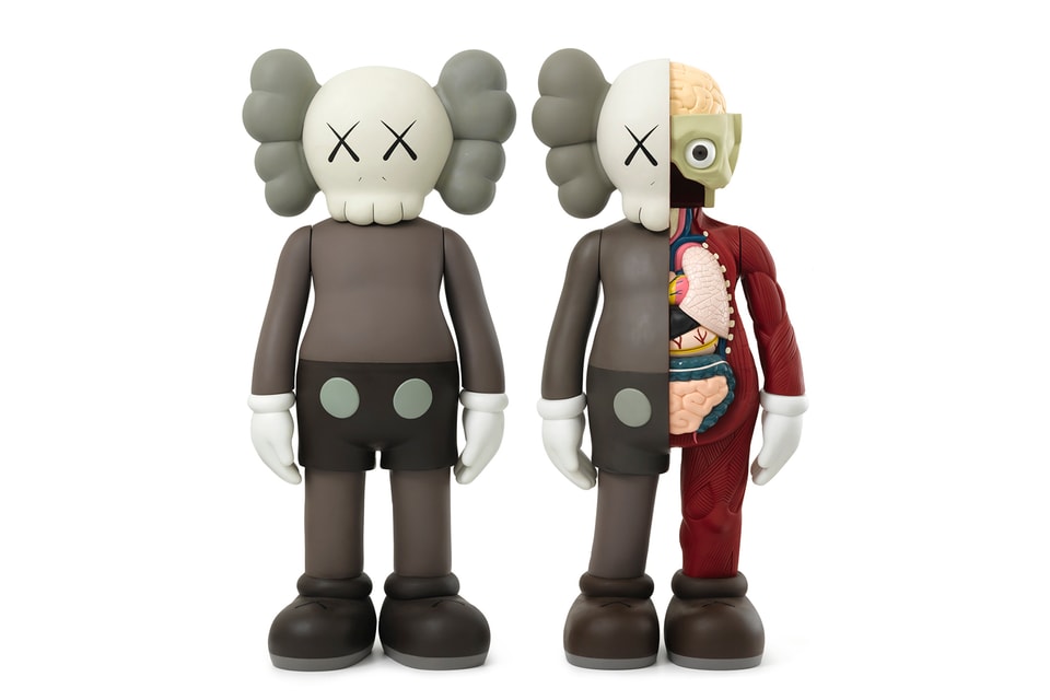 Figurine KAWS ×MEDICOM TOY COMPANION Passing Through 2013 modèle gris Figurine KAWS ×MEDICOM TOY COMPANION Passing Through 2013 modèle gris