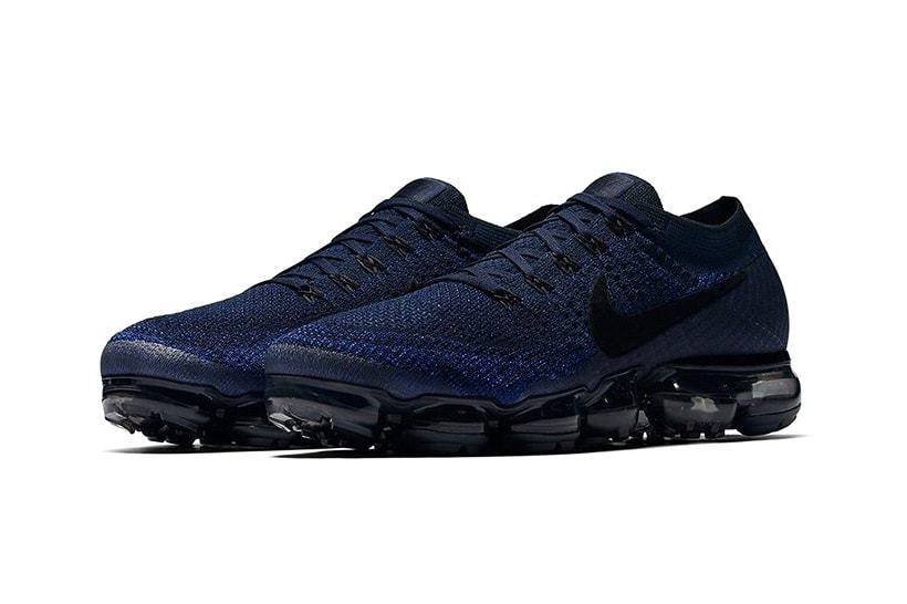 Nike Air VaporMax "College Navy" The Swoosh
