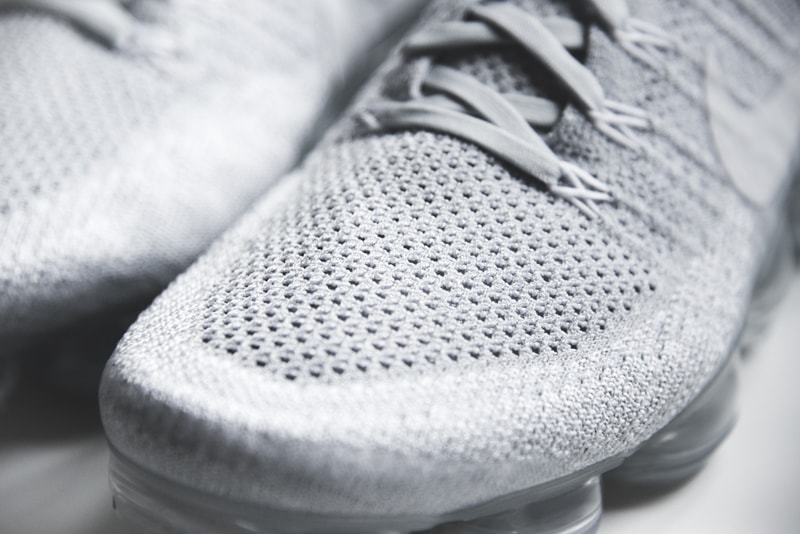 Nike Air VaporMax Platium white grey