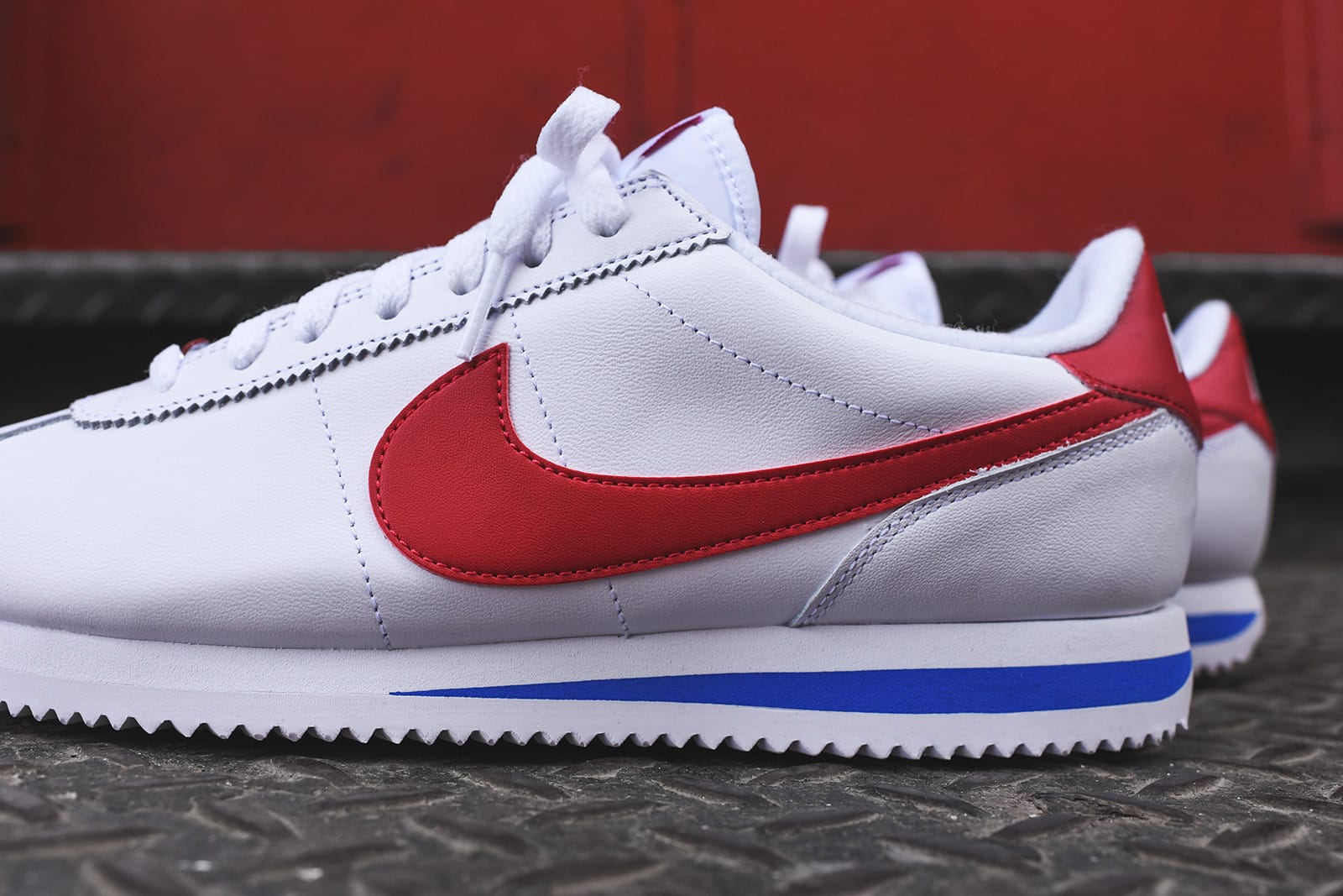 nike cortez red blue