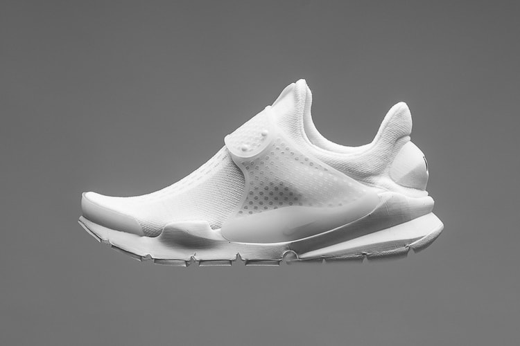 Nike Introduces a True "Triple White" Edition of the Sock Dart
