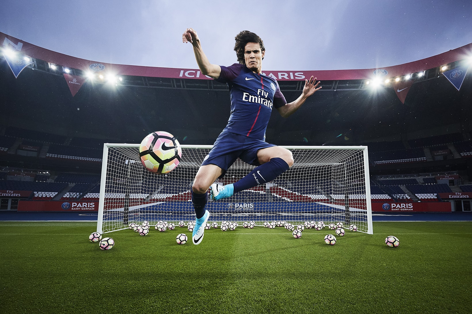 Paris Saint Germain 2017 18 Nike Home Kit PSG Edinson Cavani