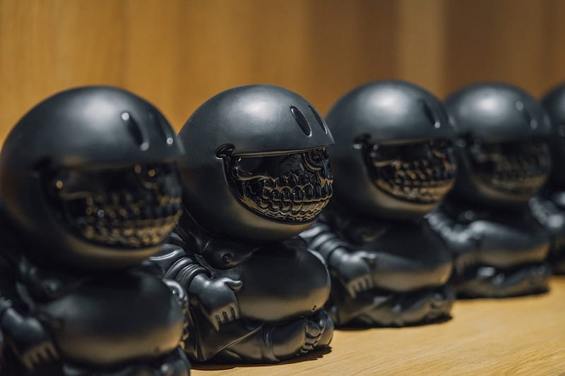 Ron English & DOE Team up for a Limited Edition "Mad Happy Monk Grin" Figure
