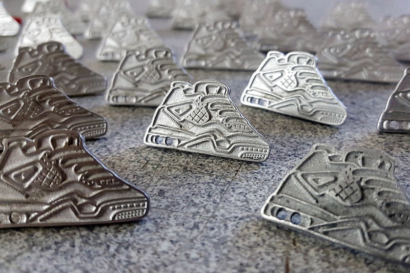 Nike Air Jordan 4 Pure Money Enamel Pin SOLEHEAVEN SneakerToons Prez-One