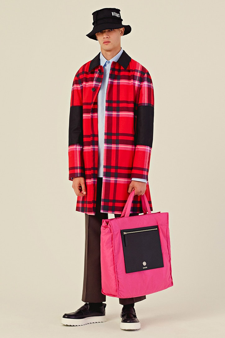 Versus Versace 2018 Pre Spring Lookbook