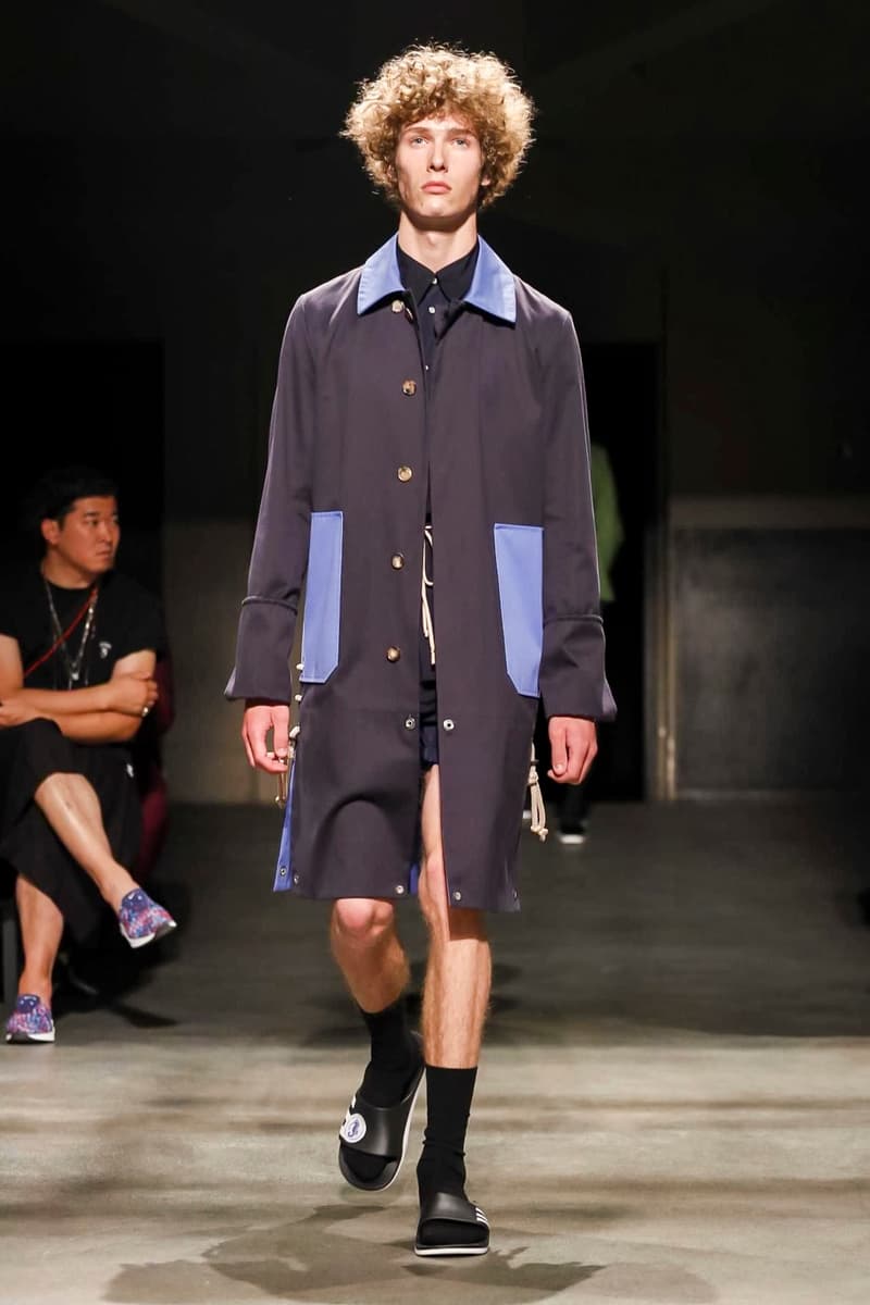 22/4_Hommes 2018 Spring/Summer Collection Paris Fashion Week Men's Runway Show