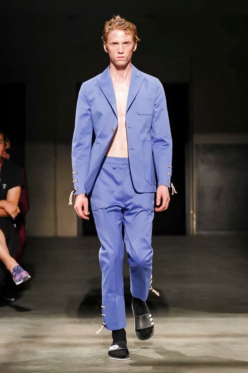 22/4_Hommes 2018 Spring/Summer Collection Paris Fashion Week Men's Runway Show