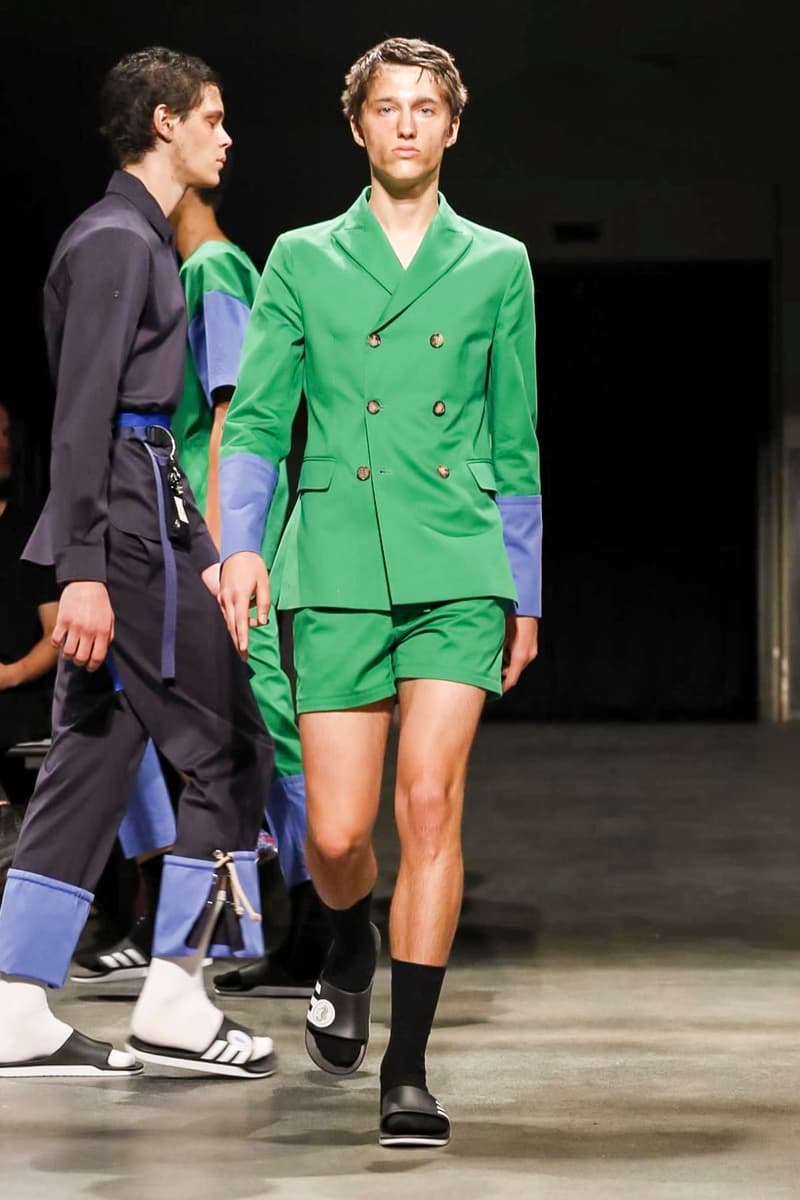 22/4_Hommes 2018 Spring/Summer Collection Paris Fashion Week Men's Runway Show