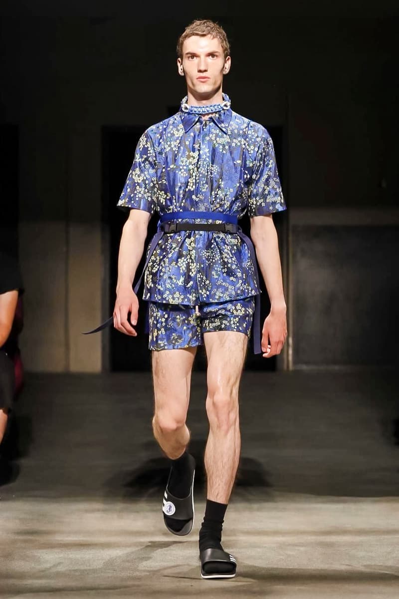 22/4_Hommes 2018 Spring/Summer Collection Paris Fashion Week Men's Runway Show