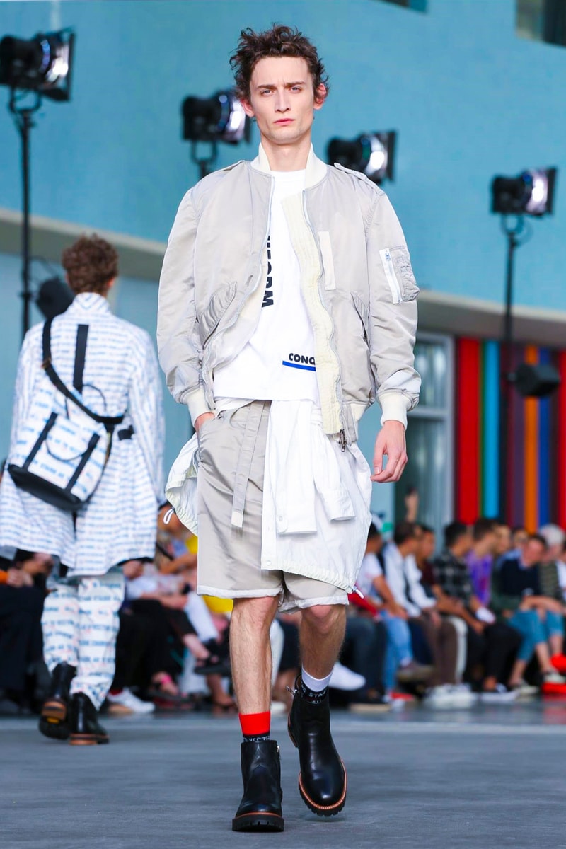 Sacai 2018 Spring/Summer Collection Paris Fashion Week Men's Runway Show ss18 pfw Chitose Abe Lawrence Weiner all in due course as in vector stasis