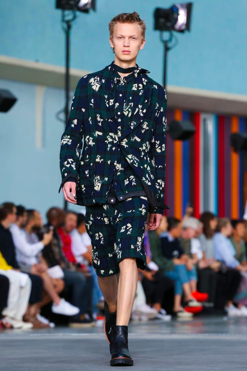 Sacai 2018 Spring/Summer Collection Paris Fashion Week Men's Runway Show ss18 pfw Chitose Abe Lawrence Weiner all in due course as in vector stasis