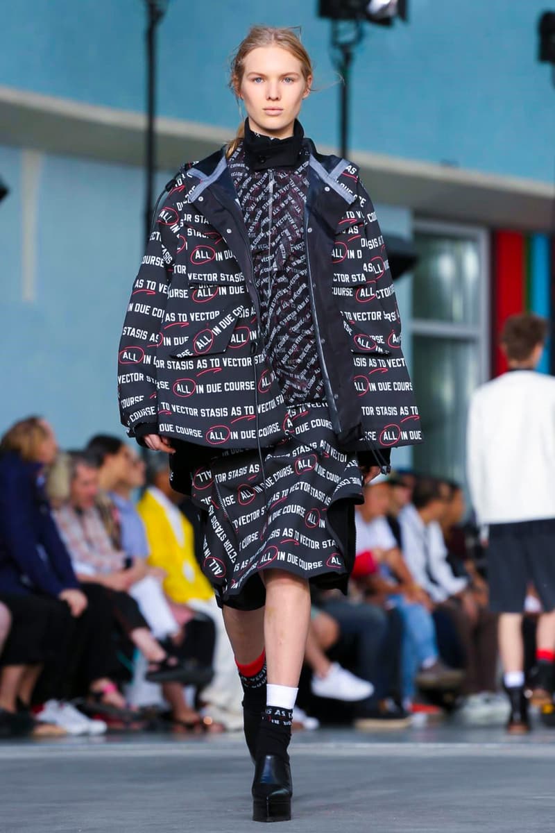 Sacai 2018 Spring/Summer Collection Paris Fashion Week Men's Runway Show ss18 pfw Chitose Abe Lawrence Weiner all in due course as in vector stasis