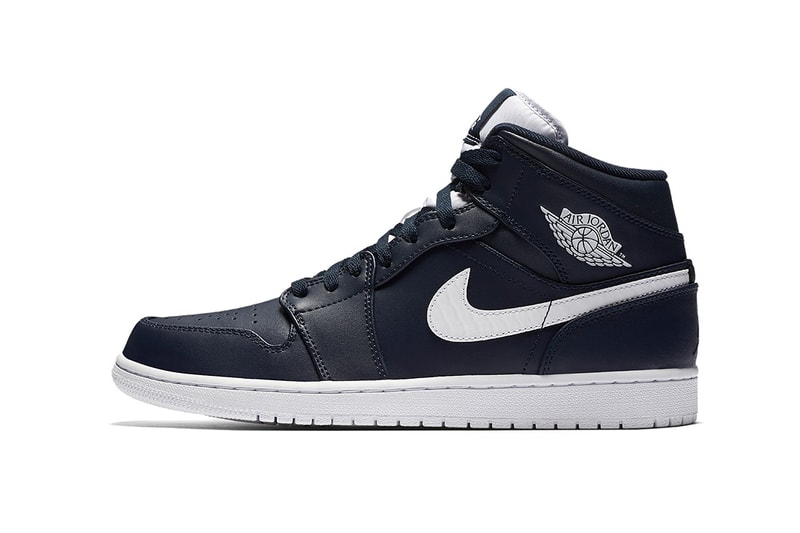 Air Jordan 1 Mid Jeter Obsidian White