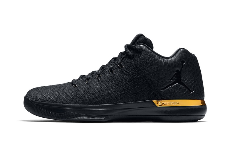 AIR JORDAN XXX1 Low Pinnacle Black and Metallic