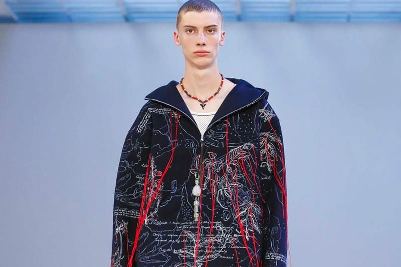 Alexander McQueen Adds an Array of Patterns to Its 2018 Spring/Summer Collection