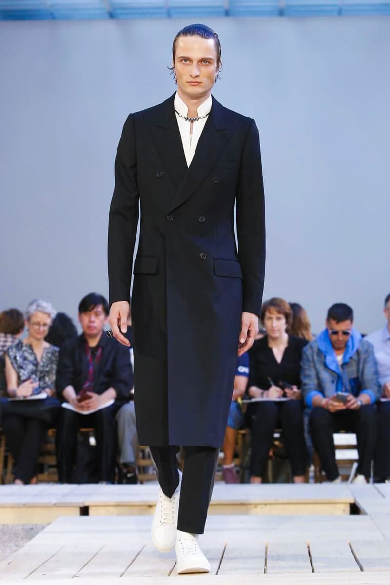 Alexander McQueen 2018 Spring/Summer Collection Paris Fashion Week Men's