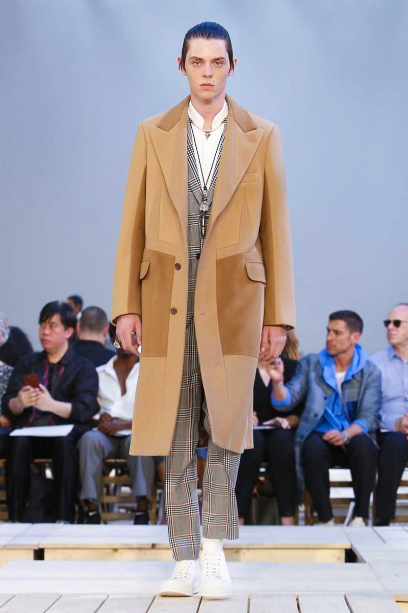 Alexander McQueen 2018 Spring/Summer Collection Paris Fashion Week Men's