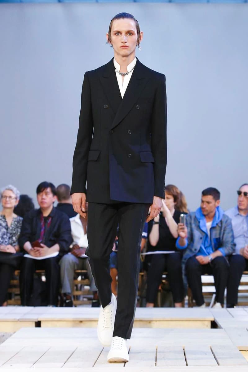 Alexander McQueen 2018 Spring/Summer Collection Paris Fashion Week Men's