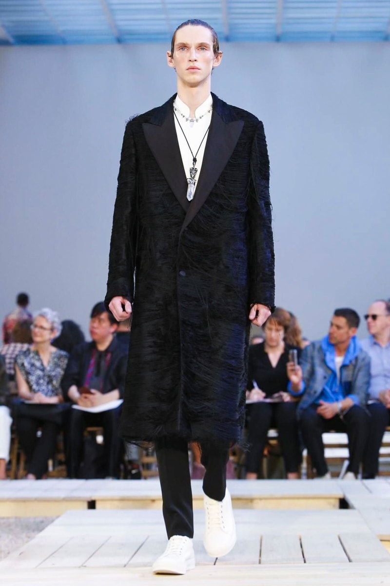 Alexander McQueen 2018 Spring/Summer Collection Paris Fashion Week Men's
