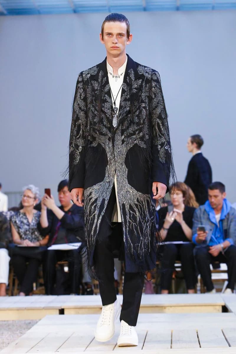 Alexander McQueen 2018 Spring/Summer Collection Paris Fashion Week Men's