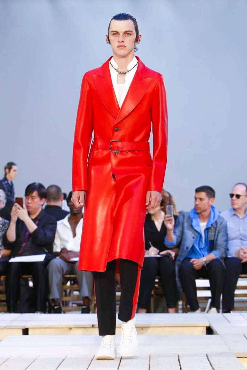 Alexander McQueen 2018 Spring/Summer Collection Paris Fashion Week Men's