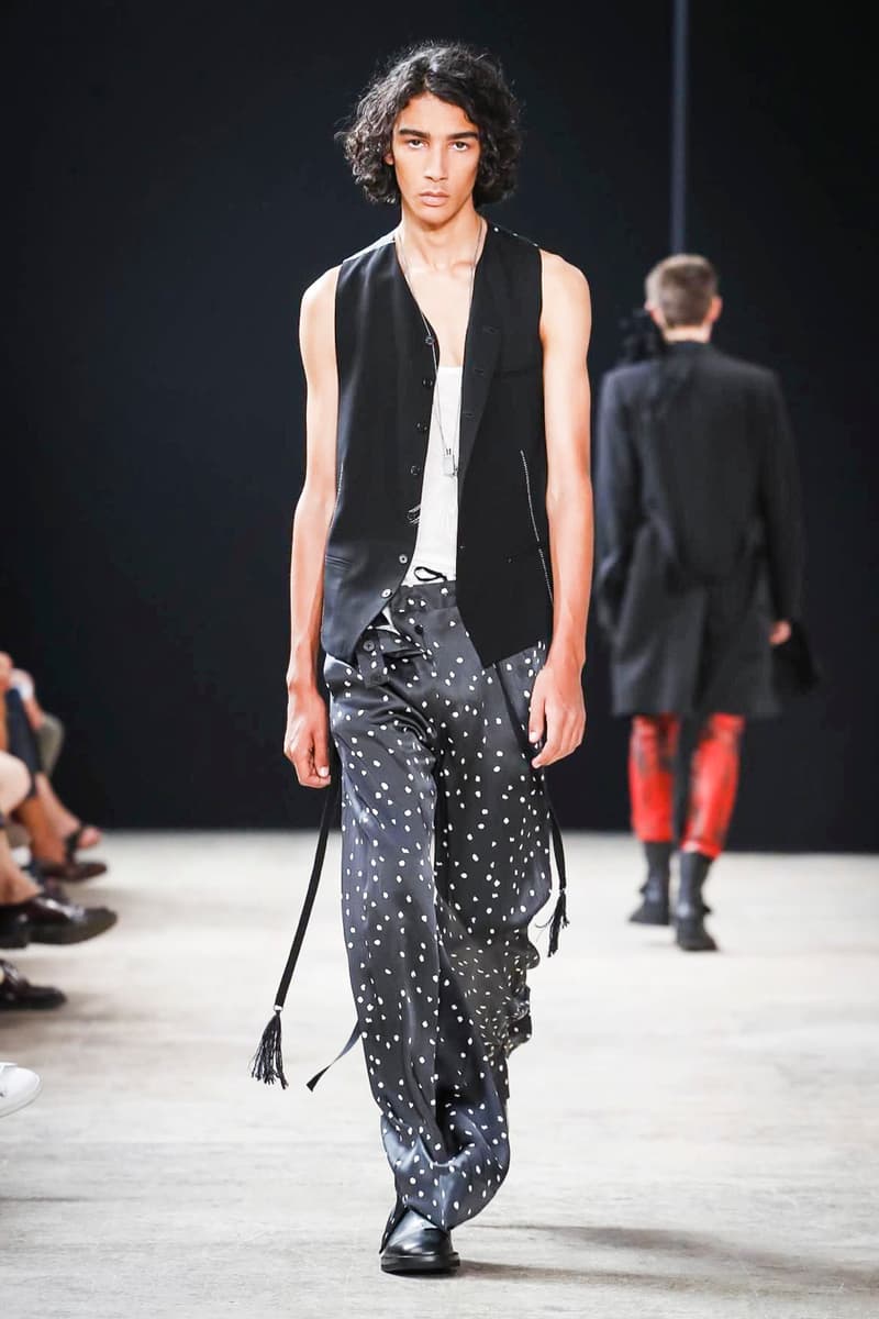 Ann Demeulemeester 2018 Spring/Summer Collection Paris Fashion Week Men's Runway Show