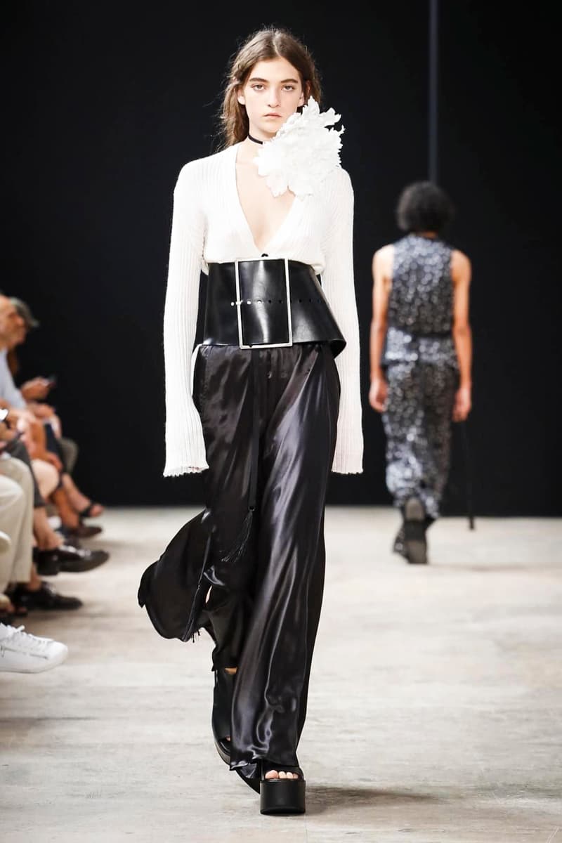 Ann Demeulemeester 2018 Spring/Summer Collection Paris Fashion Week Men's Runway Show