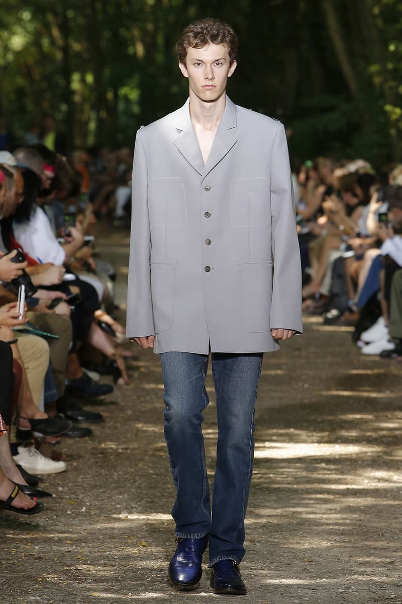 Balenciaga 2018 Spring/Summer Paris Fashion Week Men's Runway Show