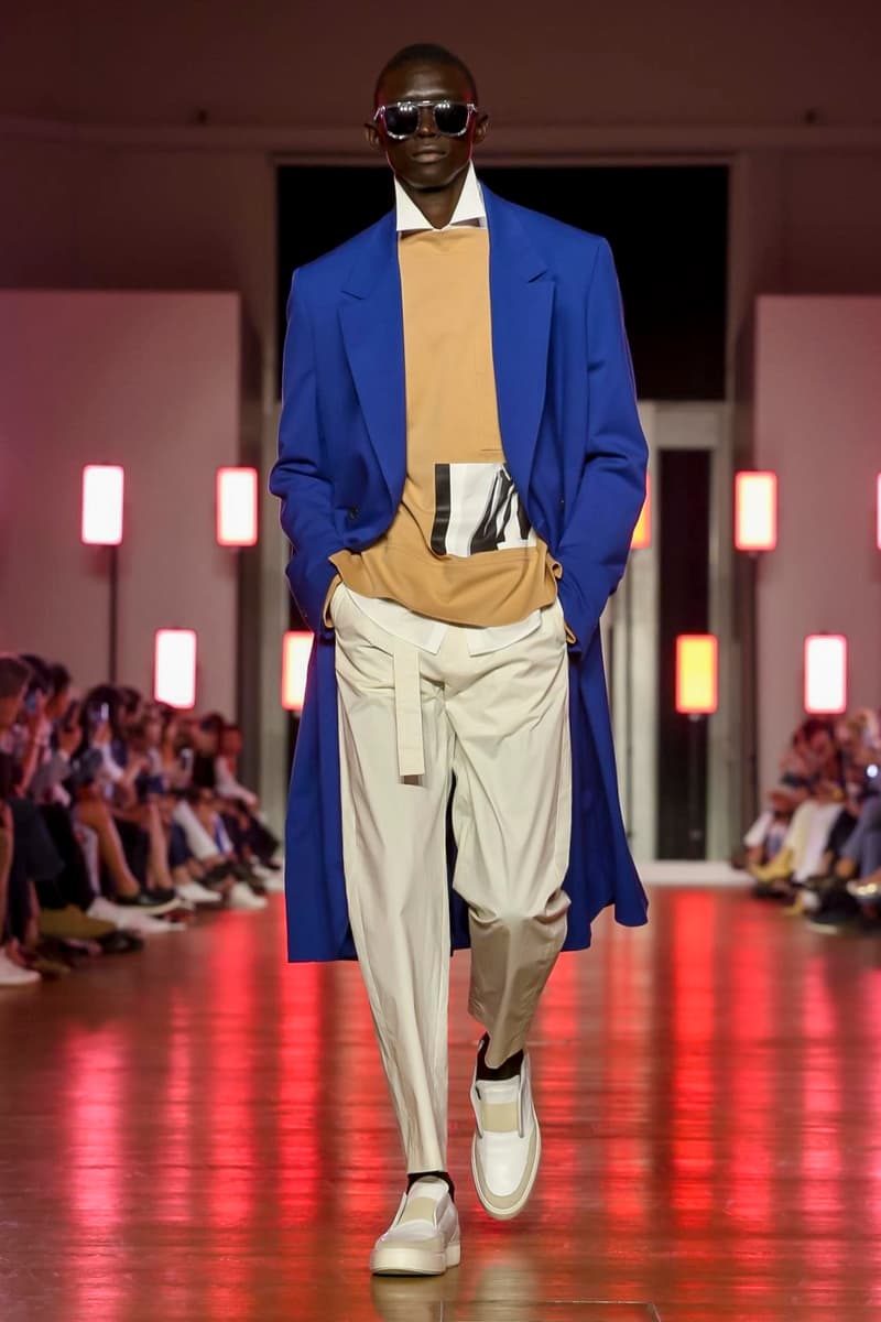 Cerruti 2018 Spring/Summer Collection Paris Fashion Week Men's Runway Show