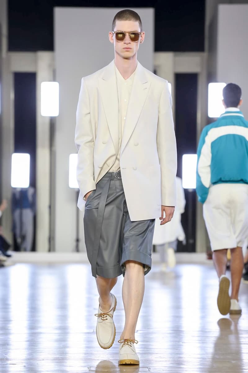 Cerruti 2018 Spring/Summer Collection Paris Fashion Week Men's Runway Show