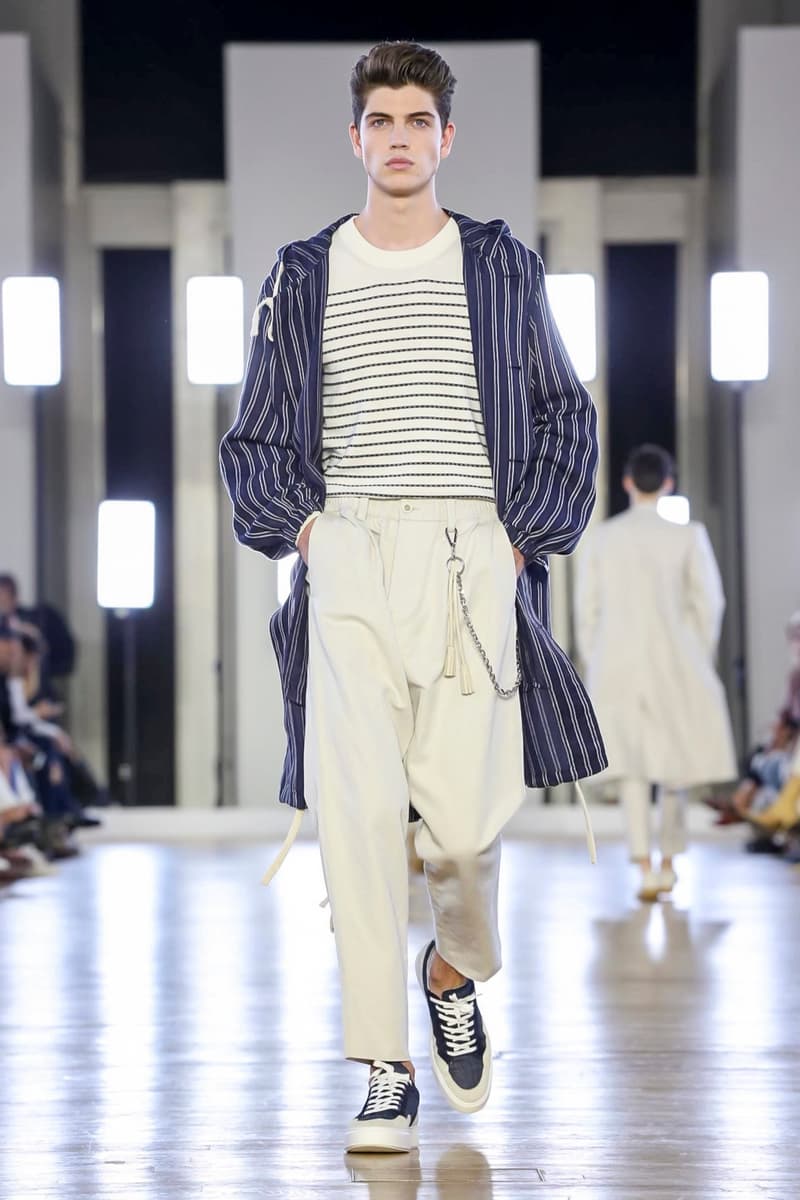 Cerruti 2018 Spring/Summer Collection Paris Fashion Week Men's Runway Show