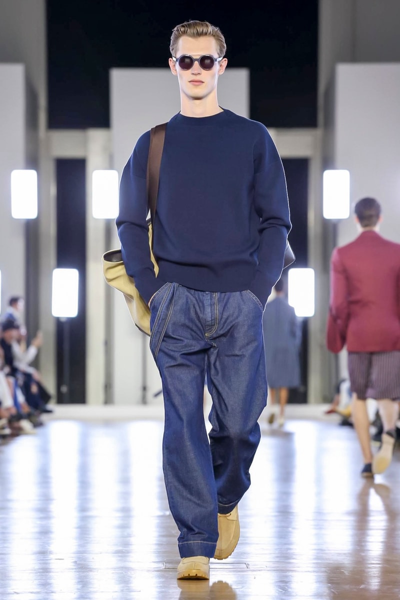 Cerruti 2018 Spring/Summer Collection Paris Fashion Week Men's Runway Show