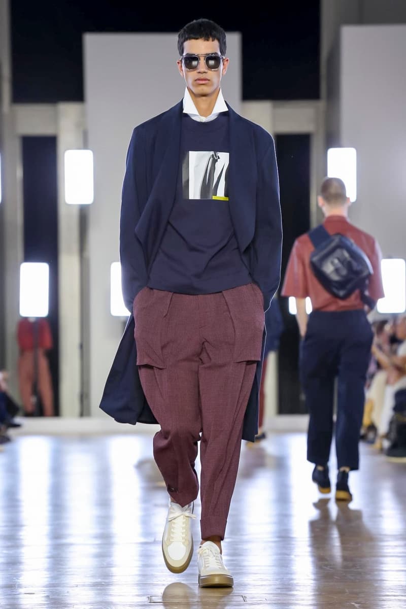 Cerruti 2018 Spring/Summer Collection Paris Fashion Week Men's Runway Show