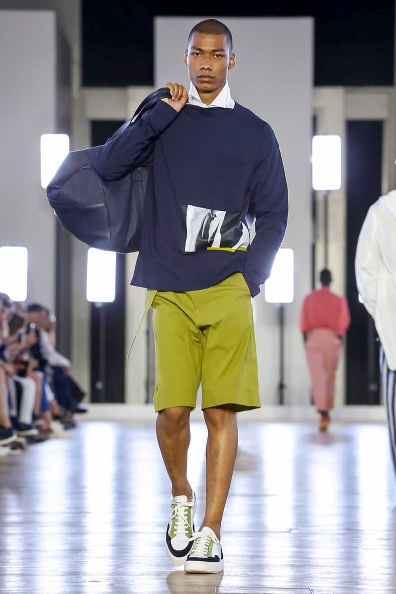 Cerruti 2018 Spring/Summer Collection Paris Fashion Week Men's Runway Show