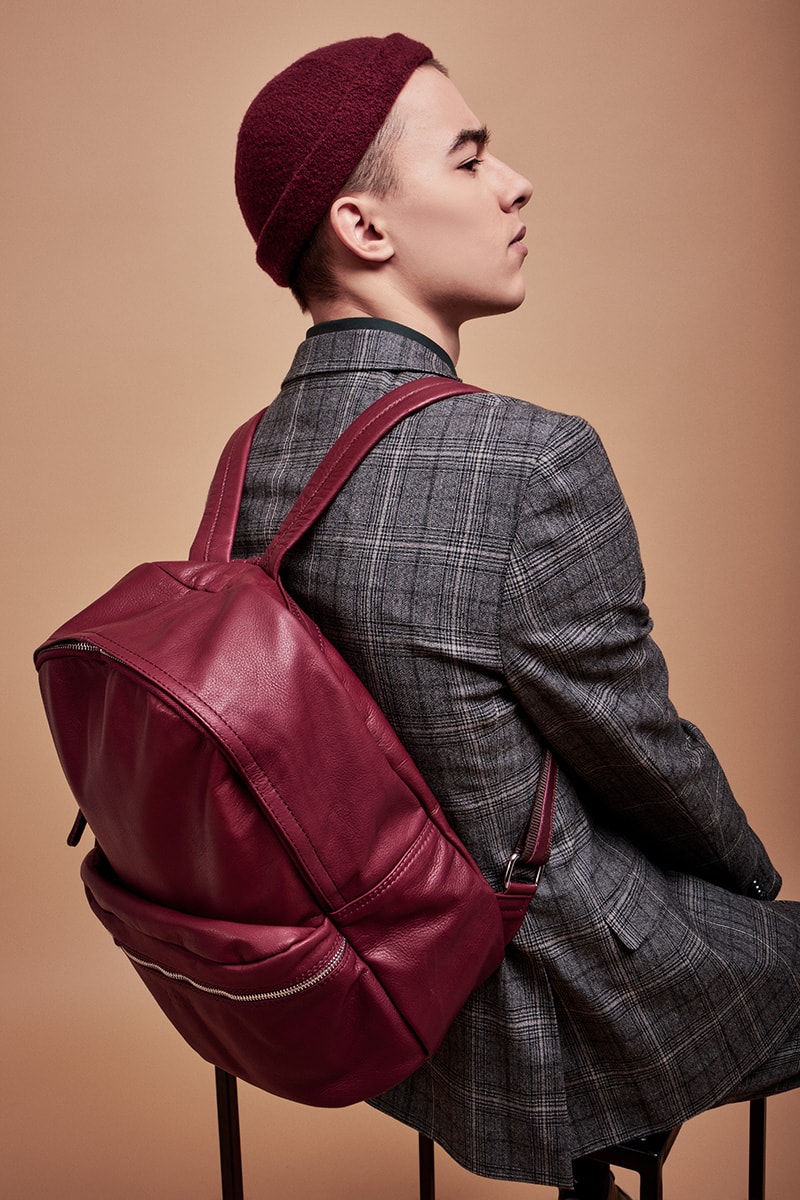 david naman leather backpack bomber Crafted from premium Italian leather with refined accents SAFFIANO BACKPACK DAVID NAMAN