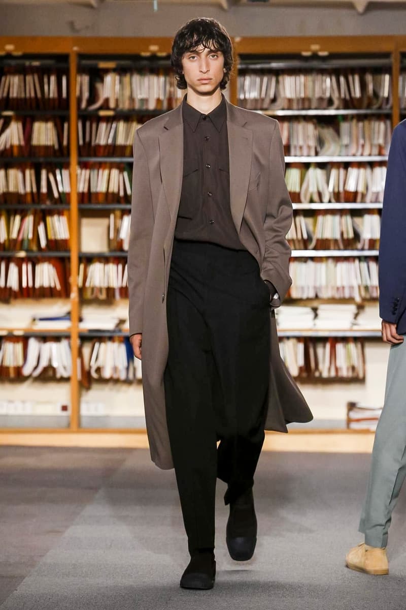 Dries Van Noten 2018 Spring Summer Collection Paris Fashion Week Men's Runway Show