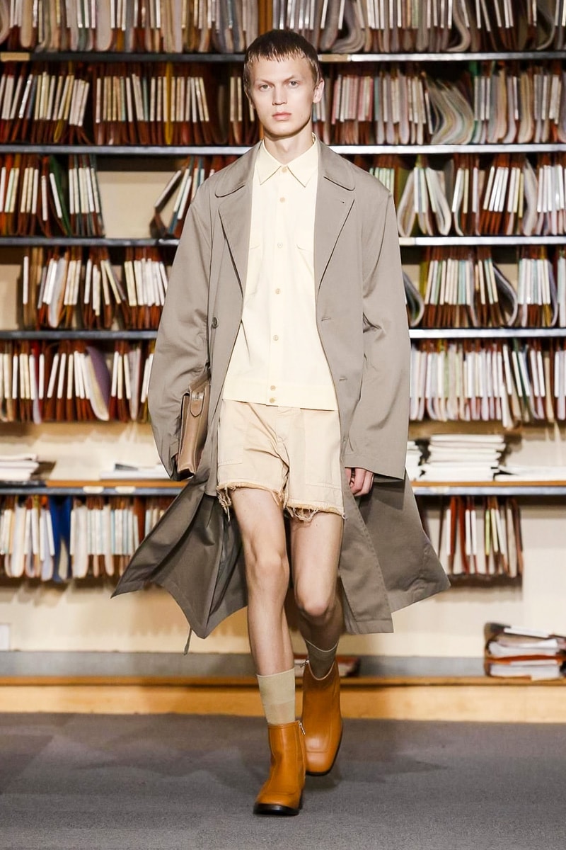 Dries Van Noten 2018 Spring Summer Collection Paris Fashion Week Men's Runway Show