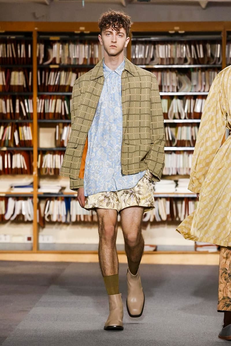 Dries Van Noten 2018 Spring Summer Collection Paris Fashion Week Men's Runway Show