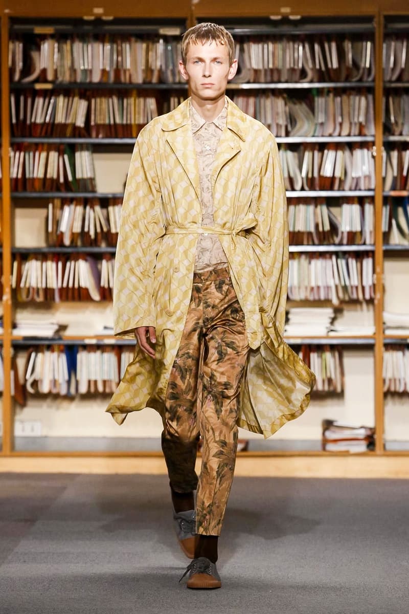 Dries Van Noten 2018 Spring Summer Collection Paris Fashion Week Men's Runway Show