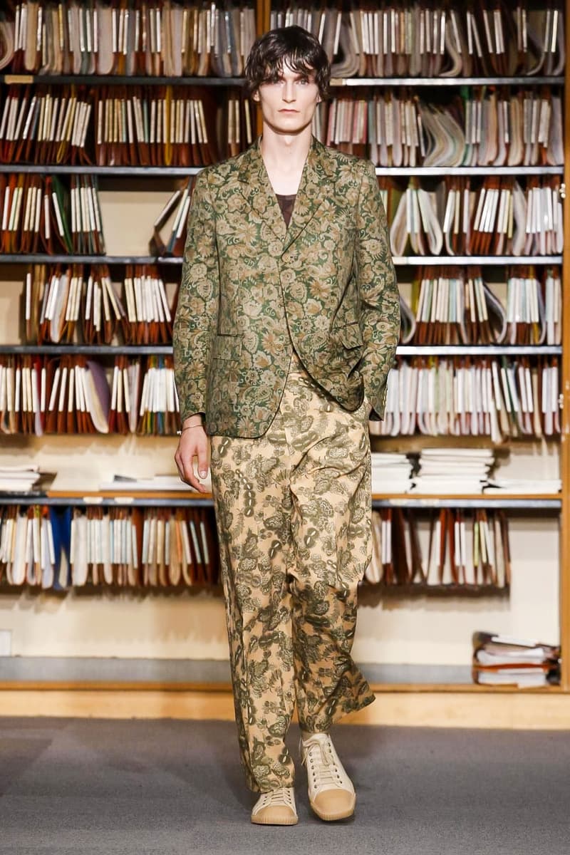 Dries Van Noten 2018 Spring Summer Collection Paris Fashion Week Men's Runway Show
