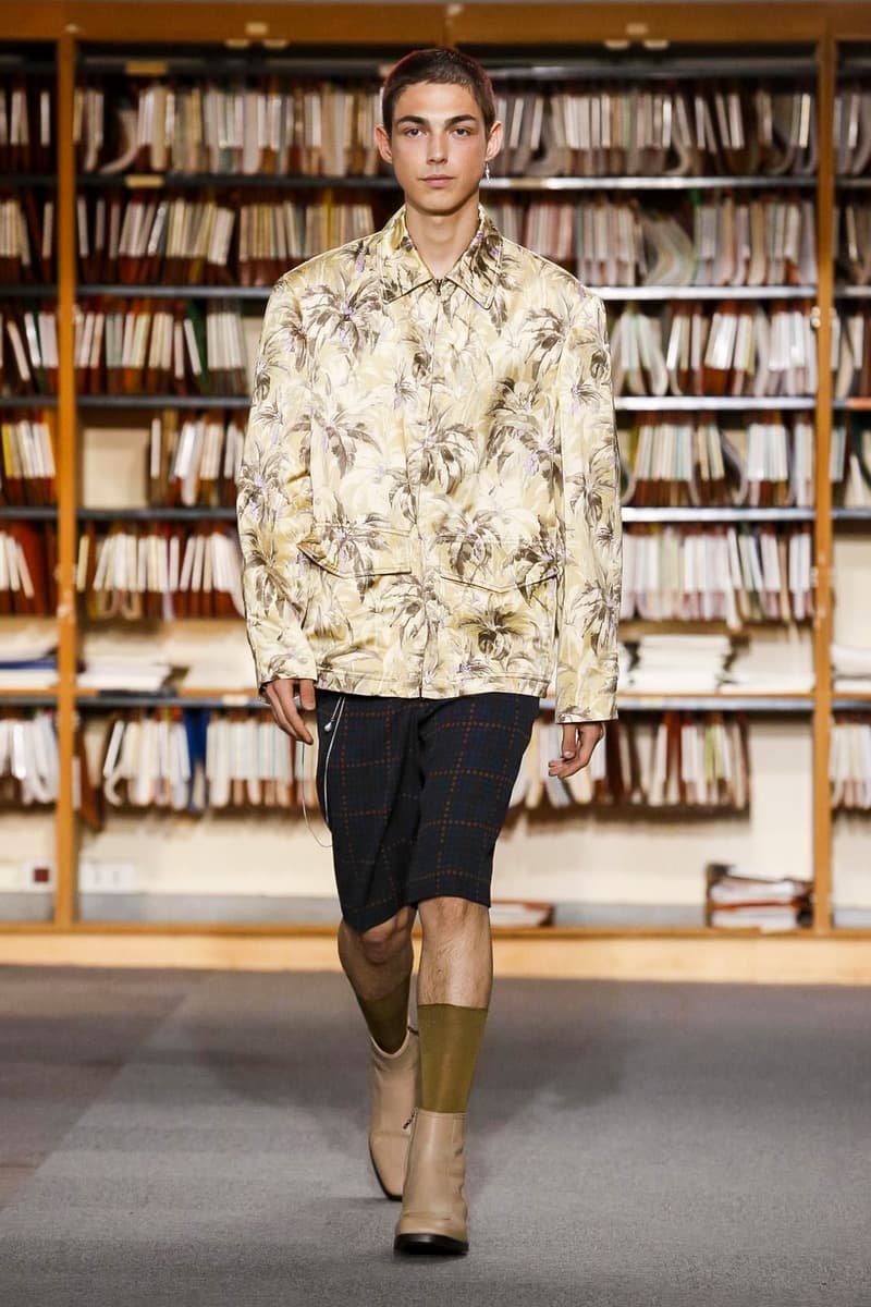 Dries Van Noten 2018 Spring Summer Collection Paris Fashion Week Men's Runway Show