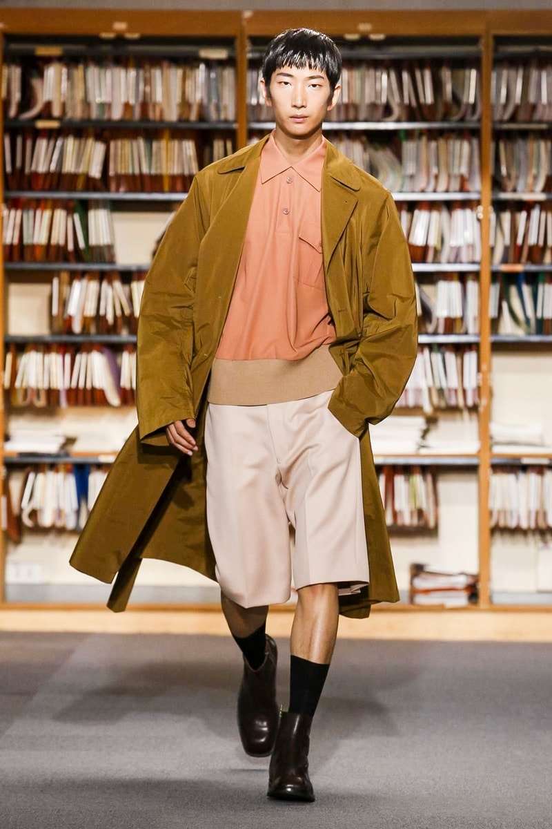 Dries Van Noten 2018 Spring Summer Collection Paris Fashion Week Men's Runway Show