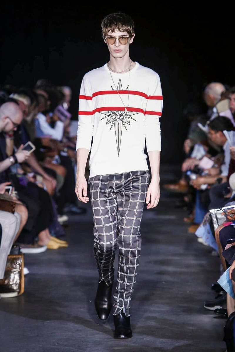 Icosae 2018 Spring/Summer Collection Paris Fashion Week Men's Runway Show