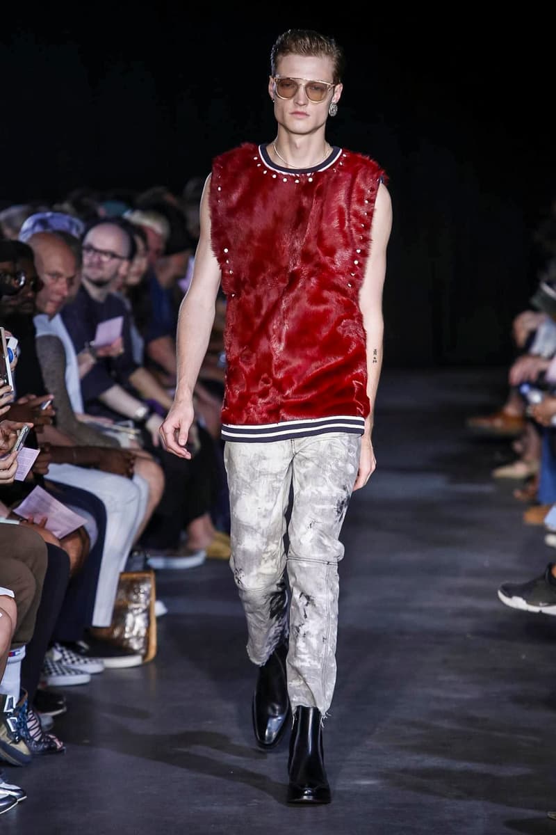 Icosae 2018 Spring/Summer Collection Paris Fashion Week Men's Runway Show