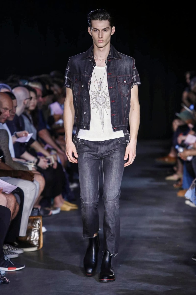 Icosae 2018 Spring/Summer Collection Paris Fashion Week Men's Runway Show
