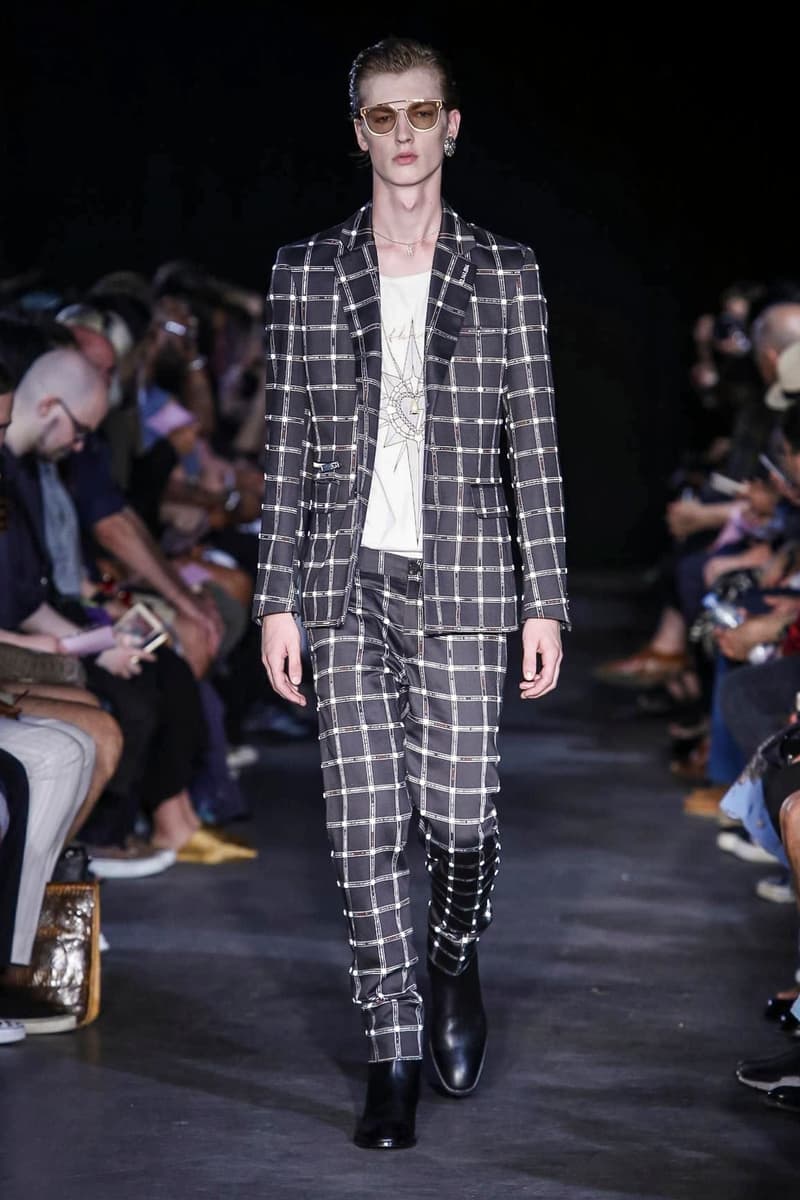 Icosae 2018 Spring/Summer Collection Paris Fashion Week Men's Runway Show