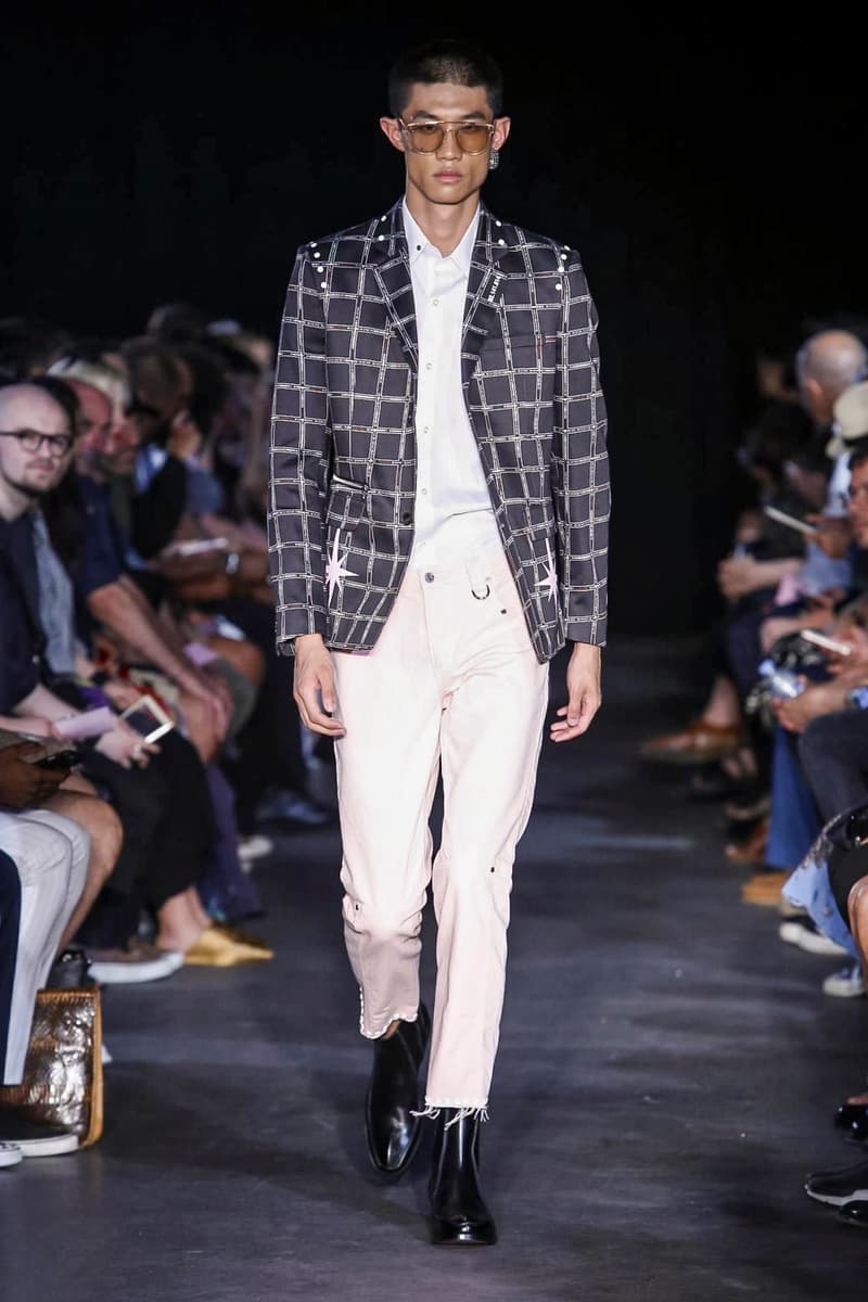 Icosae 2018 Spring/Summer Collection Paris Fashion Week Men's Runway Show