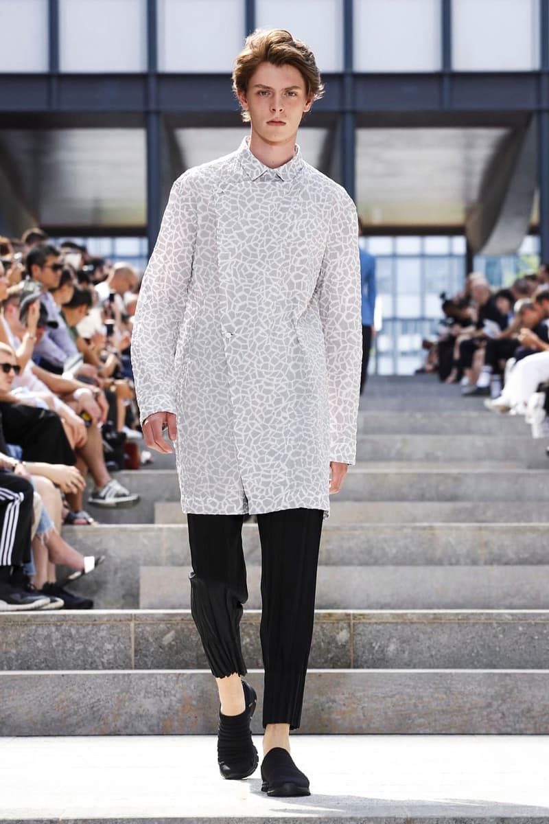 Issey Miyake 2018 Spring Summer Collection Paris Fashion Week Men's 2018